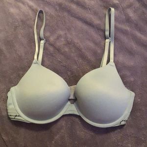Victoria’s Secret PINK lightly lined wire bra